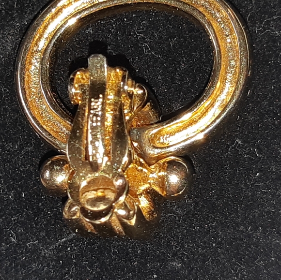 ERWIN PEARL Door Knocker Clip-on Earrings - Picture 4 of 9